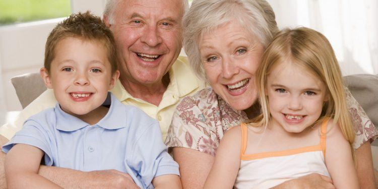 Iznenađujući rezultati: Djedovi i bake štete zdravlju unuka