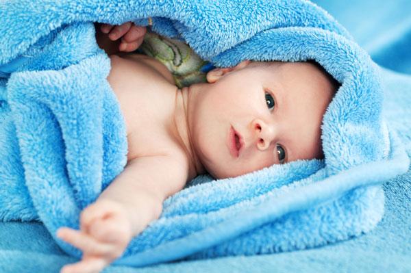 Njega kože: Šta trebaju znati majke muških beba