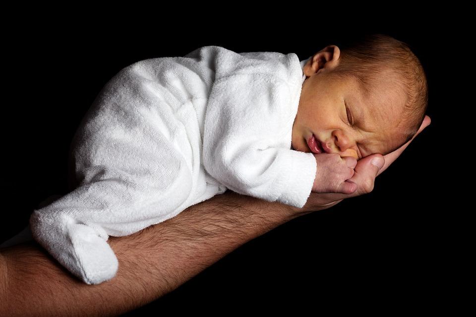 Izgled kože kao pokazatelj je li beba rođena na vrijeme
