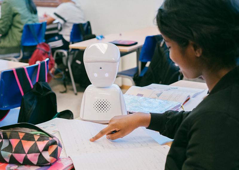 Robot zamijenio bolesno dijete u bečkoj školi