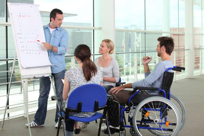 Objavljen Javni poziv za zapošljavanje osoba sa invaliditetom