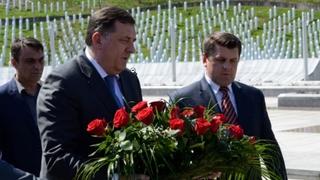Dodik hoće da se pokloni žrtvama u Srebrenici: Odnijet ćemo vijence u Potočare ako to ne vrijeđa nikoga  