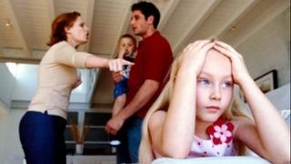 Bizarni trend širi se TikTokom: Mladi potiču jedni druge da prekinu odnose s roditeljima: ''Gotovo je!''