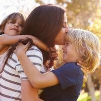 Tri greške zbog kojih djeca mogu biti previše ovisna o roditeljima
