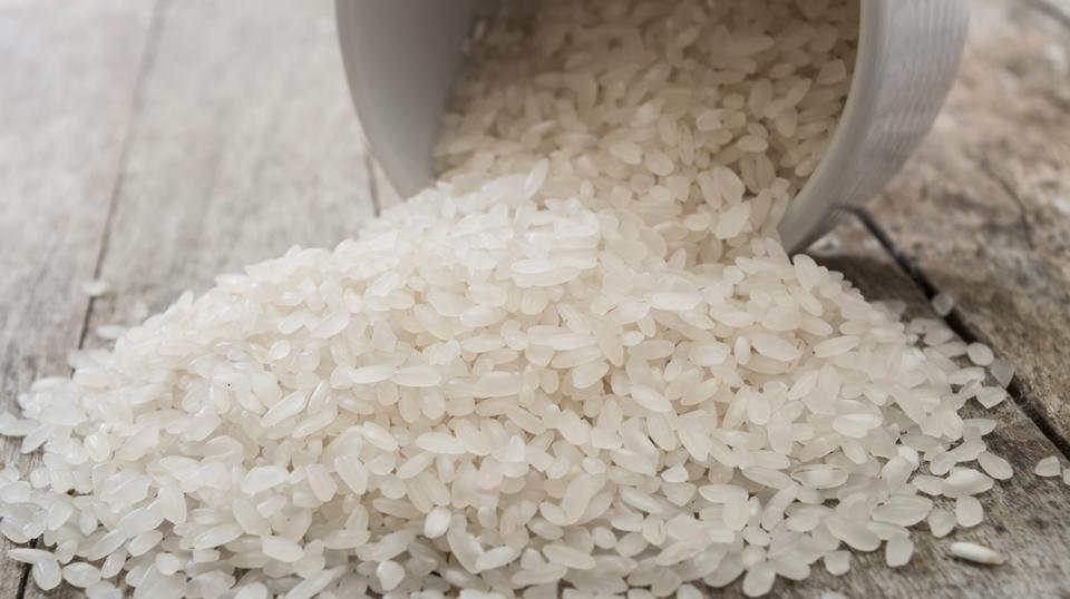 Kineski naučnici uzgojili rižu u slanoj vodi, mogla bi nahraniti 200 miliona ljudi