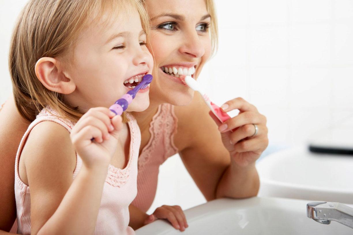 Dijete treba prati zube najmanje dvije minute