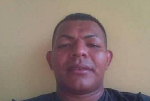 Muškarac iz Hondurasa lažirao vlastitu smrt da ne bi morao supruzi stalno slati novac