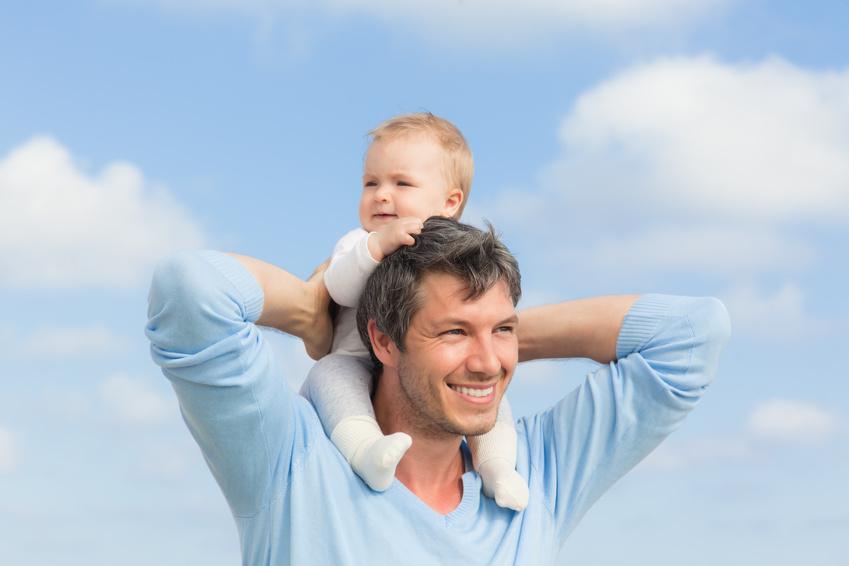 Stručnjaci kažu da moderni očevi sve više učestvuju u odgoju - Avaz