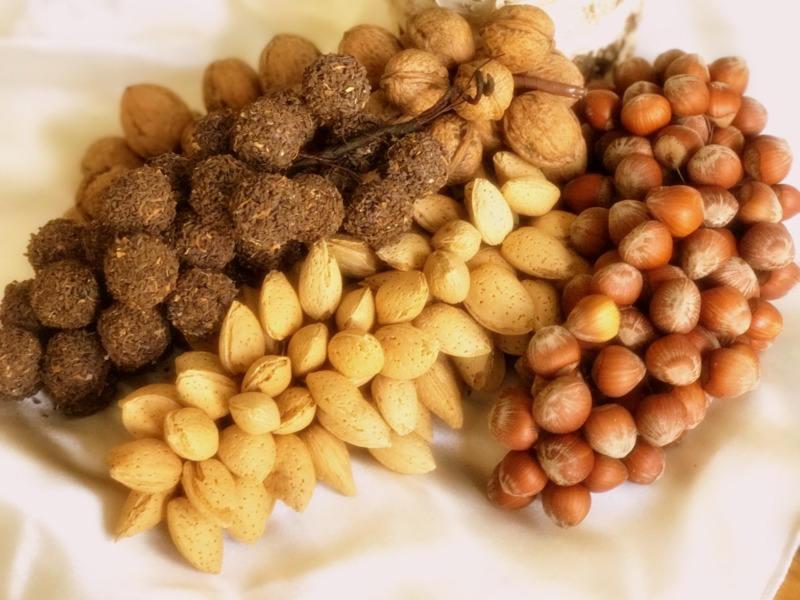 Lješnjici, bademi, orasi, tačnije gotovo svi orašasti plodovi, pridonose zdravlju srca - Avaz