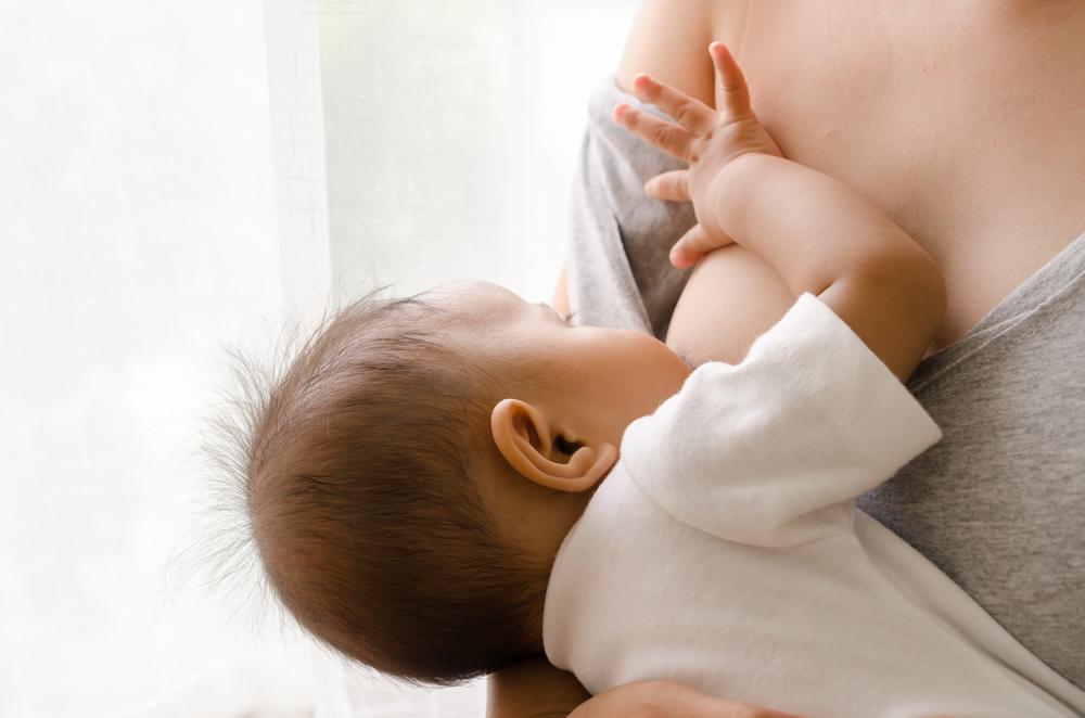 Najčešći uzrok bolnih bradavica je neispravan položaj pri dojenju - Avaz
