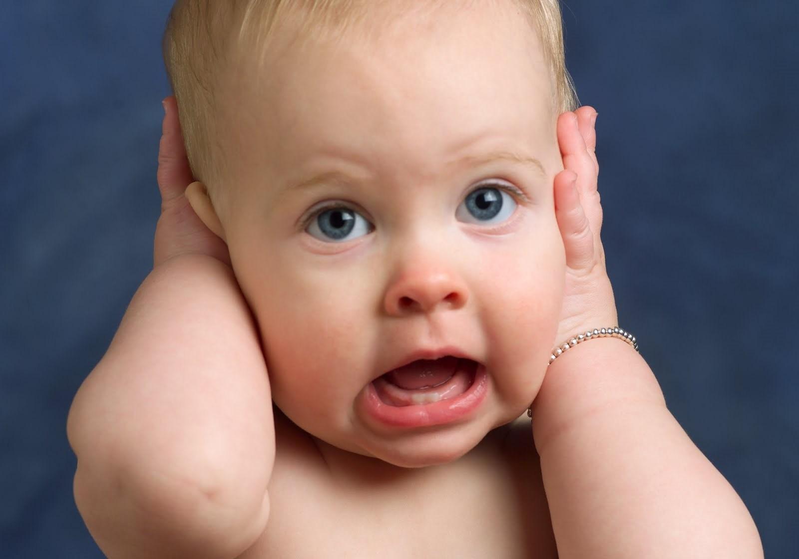 Roditeljima je teško prepoznati da dijete boli uho - Avaz