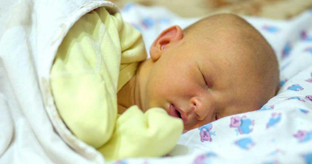 Oko 60 procenata beba dobije žuticu - Avaz