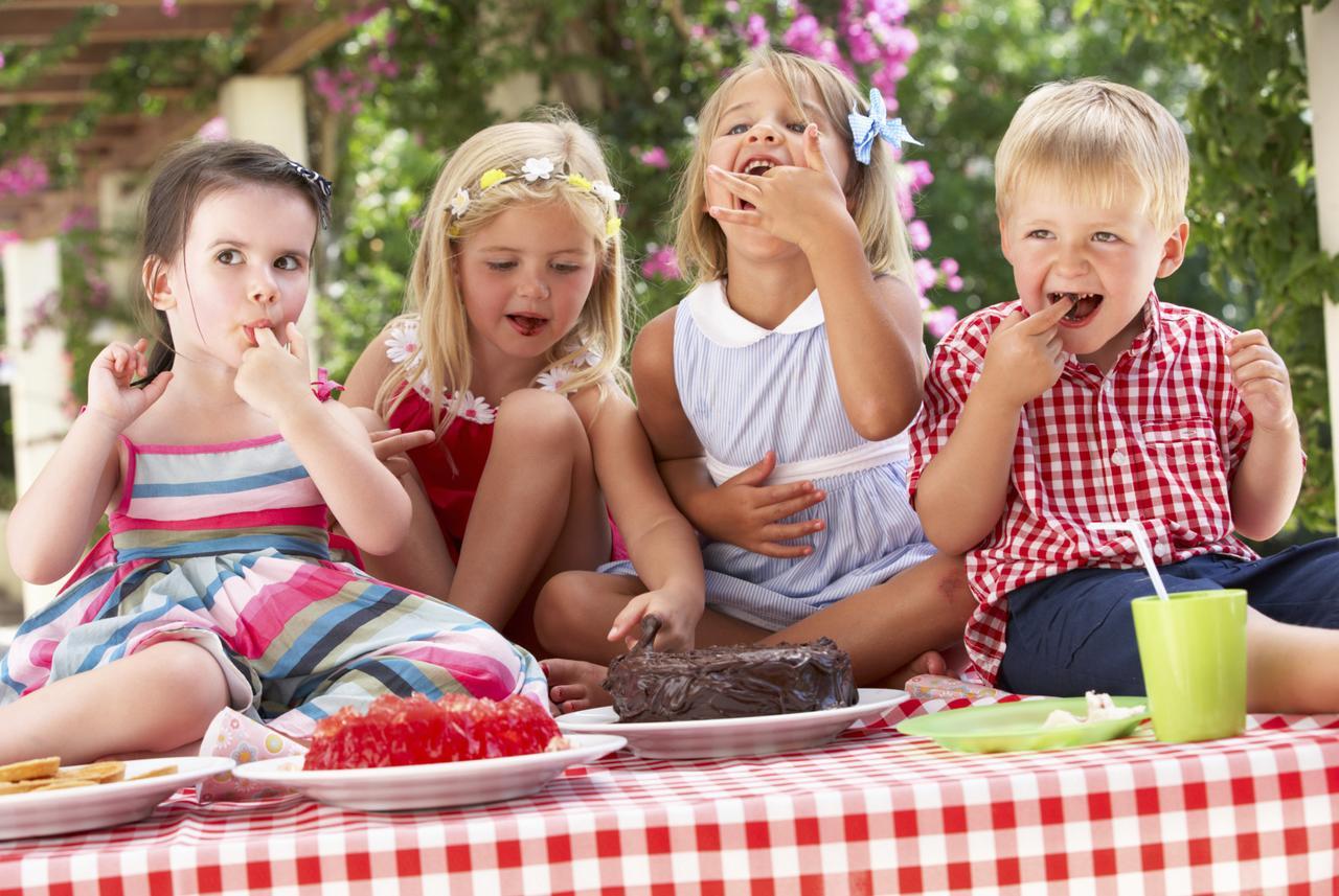 Unos slatkiša treba ograničiti na deset grama dnevno za djecu od jedne do tri godine - Avaz
