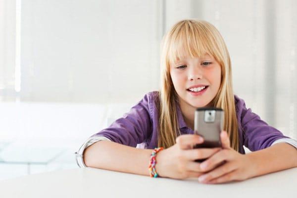 Ograničite djeci upotrebu mobilnih telefona