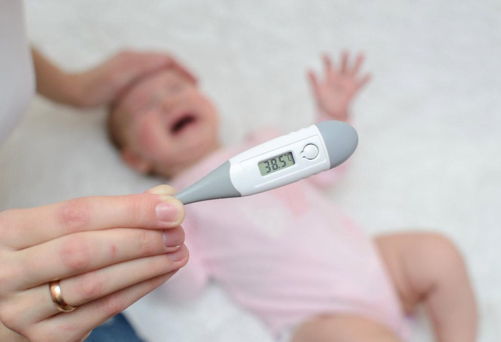 Kako pravilno bebi izmjeriti temperaturu