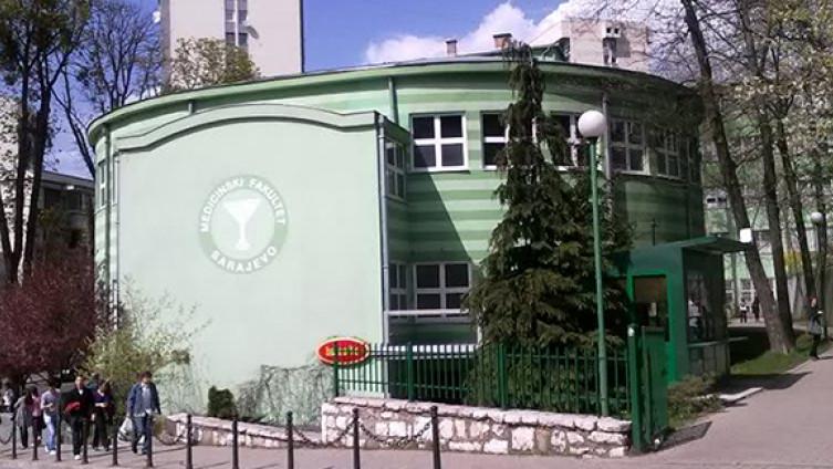 Koronavirus ušao u Medicinski fakultet u Sarajevu: Svi studenti s pete godine u samoizolaciji