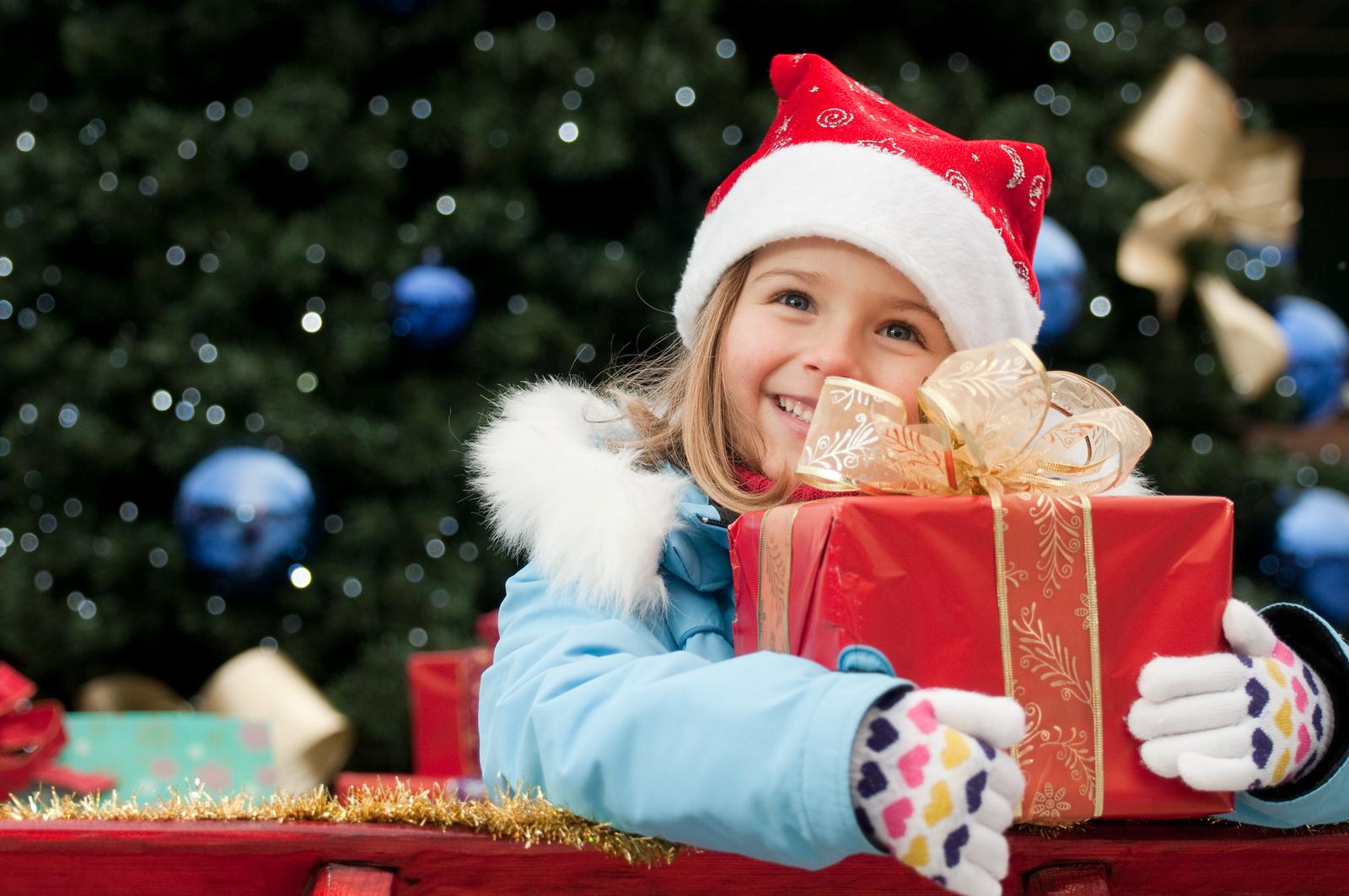 Novogodišnji praznici su vrijeme darivanja i pomaganja: Obradujte jedno dijete