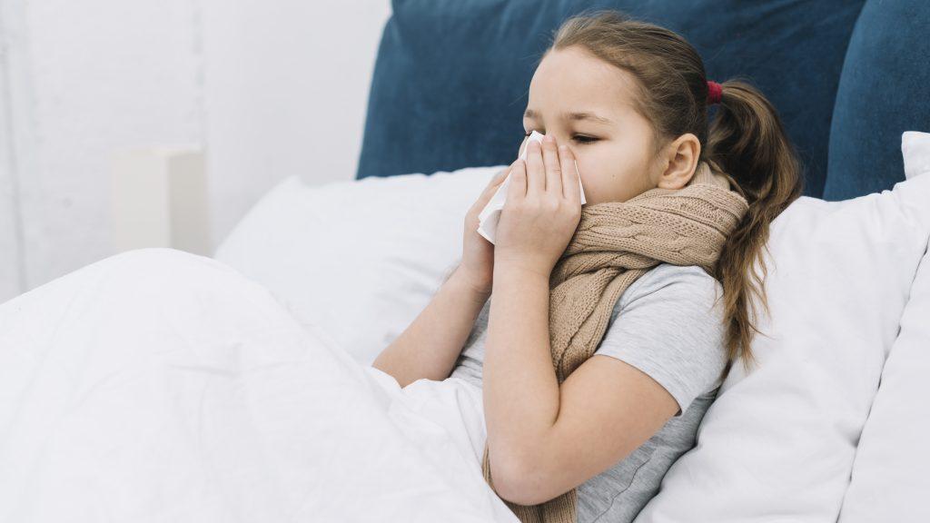 U rijetkim slučajevima, djeca mogu teško da se razbole od COVID-19 - Avaz