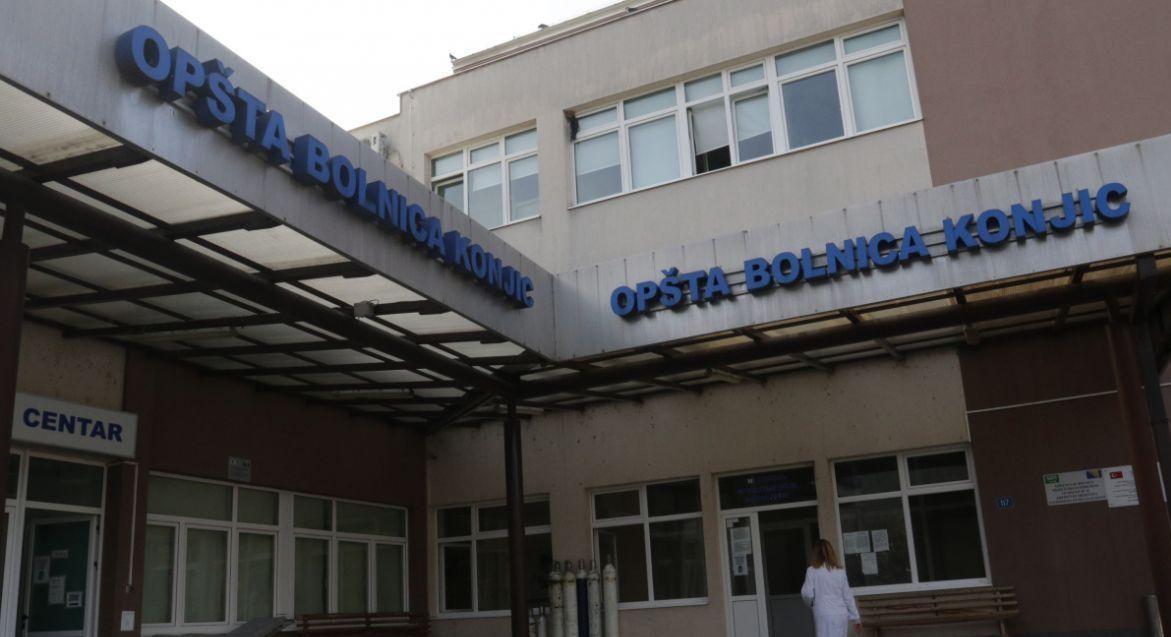 Zaposlenici Opće bolnice i Doma zdravlja Konjic jutros stupili u generalni štrajk
