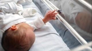 Na UKC-u Tuzla rođene tri, u Općoj bolnici "Prim. dr. Abdulah Nakaš" četiri bebe