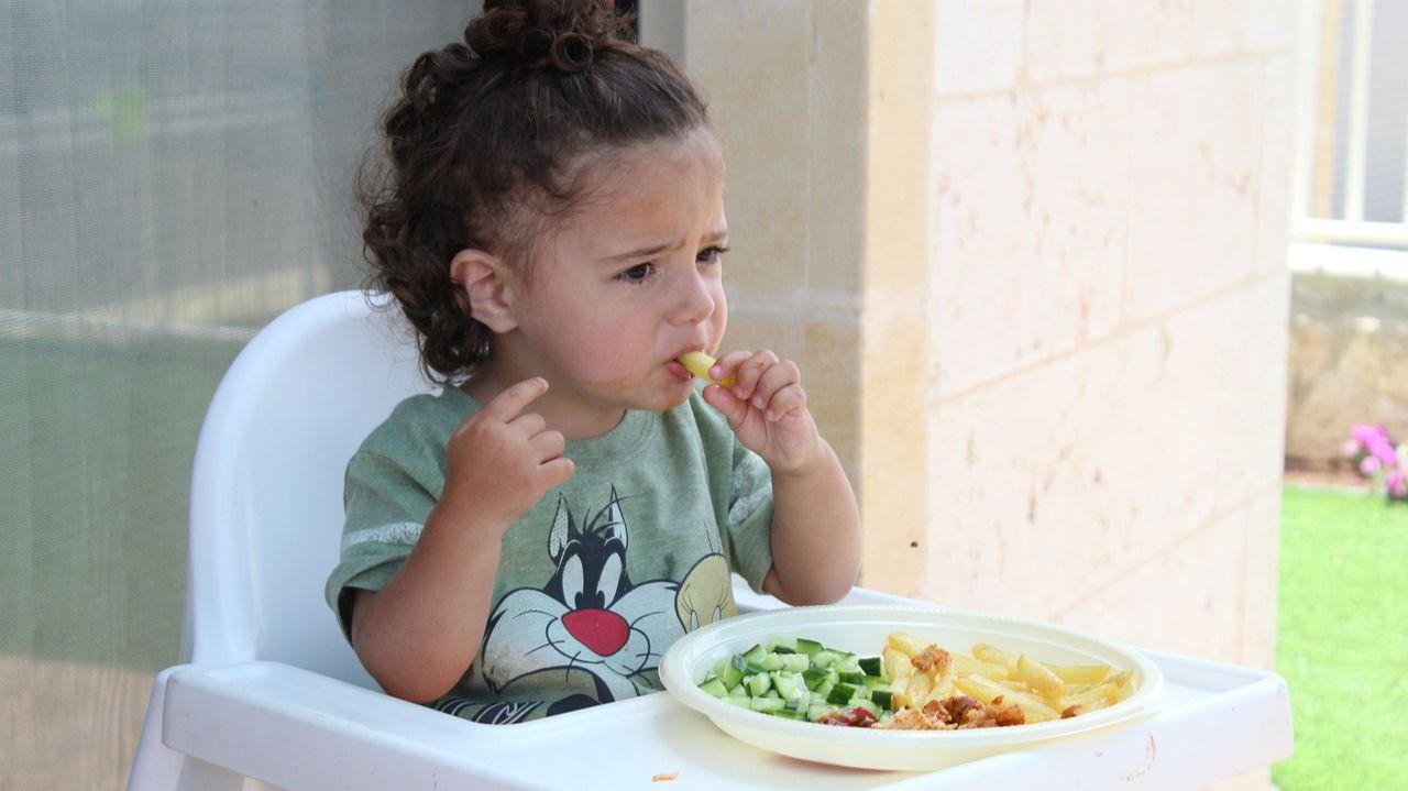 Previše soli u ishrani djece: Evo koje zdravstvene probleme to može izazvati