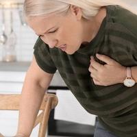 Naizgled bezopasan: Ne ignorirajte ovaj simptom, može nagovijestiti infarkt