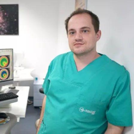 Ljekari u zagrebačkoj klinici novim uređajem skinuli dioptriju za samo 17 sekundi
