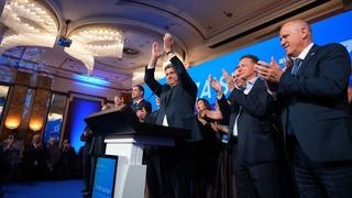 Video / Pogledajte kako je dočekan Plenković u štabu: Čestitao svim strankama koje su poražene od HDZ-a