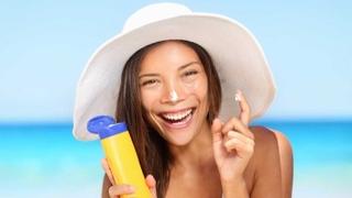 Šta znači broj na kremi za sunčanje: Evo šta je zapravo SPF i kako utječe na kožu