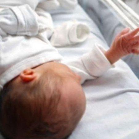 U Općoj bolnici "Prim. dr. Abdulah Nakaš" rođene dvije, na UKC Tuzla četiri bebe