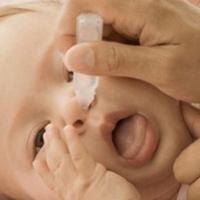 Zapušen nos bebi otežava disanje: Kako ga pravilno očistiti i kada posjetiti pedijatra