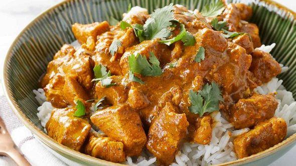 Piletina u curry sosu  - Avaz