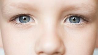 Umjetna inteligencija prepoznaje autizam na osnovu fotografije oka