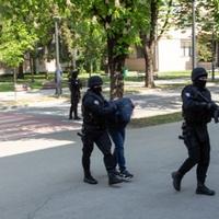 Velika akcija policije u Prijedoru: Pronađen laboratorij za uzgoj marihuane
