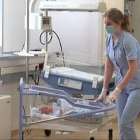 U Općoj bolnici "Prim. dr. Abdulah Nakaš" rođene četiri, na UKC Tuzla šest beba