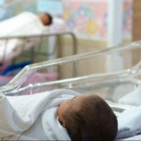 U Općoj bolnici "Prim. dr. Abdulah Nakaš" rođeno šest, na UKC Tuzla pet beba