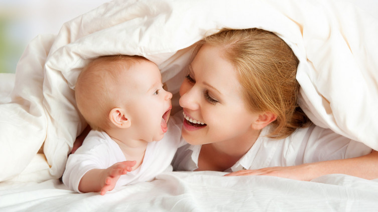 S četiri sedmice kod bebe počinje da se razvija kratkotrajno pamćenje